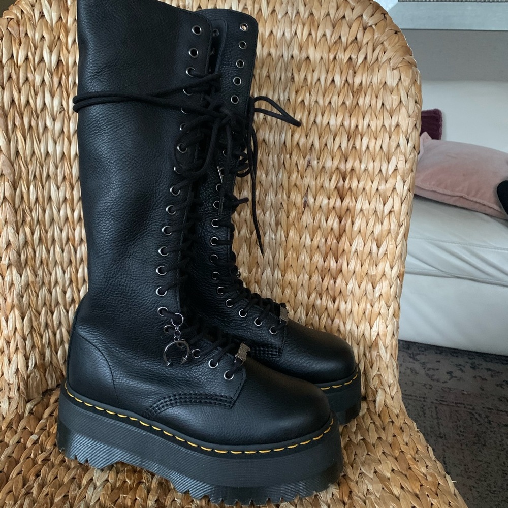 Dr. Martens x Dolls Kill Jadon 1B60 Boots - Picture 5 of 10